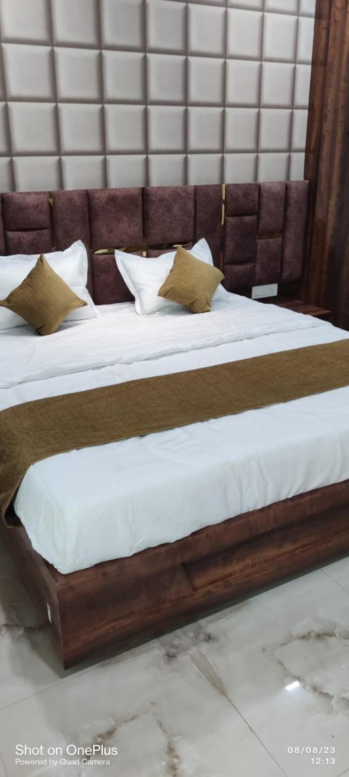 Hotel Praj Paradise Brahmapur Exteriör bild